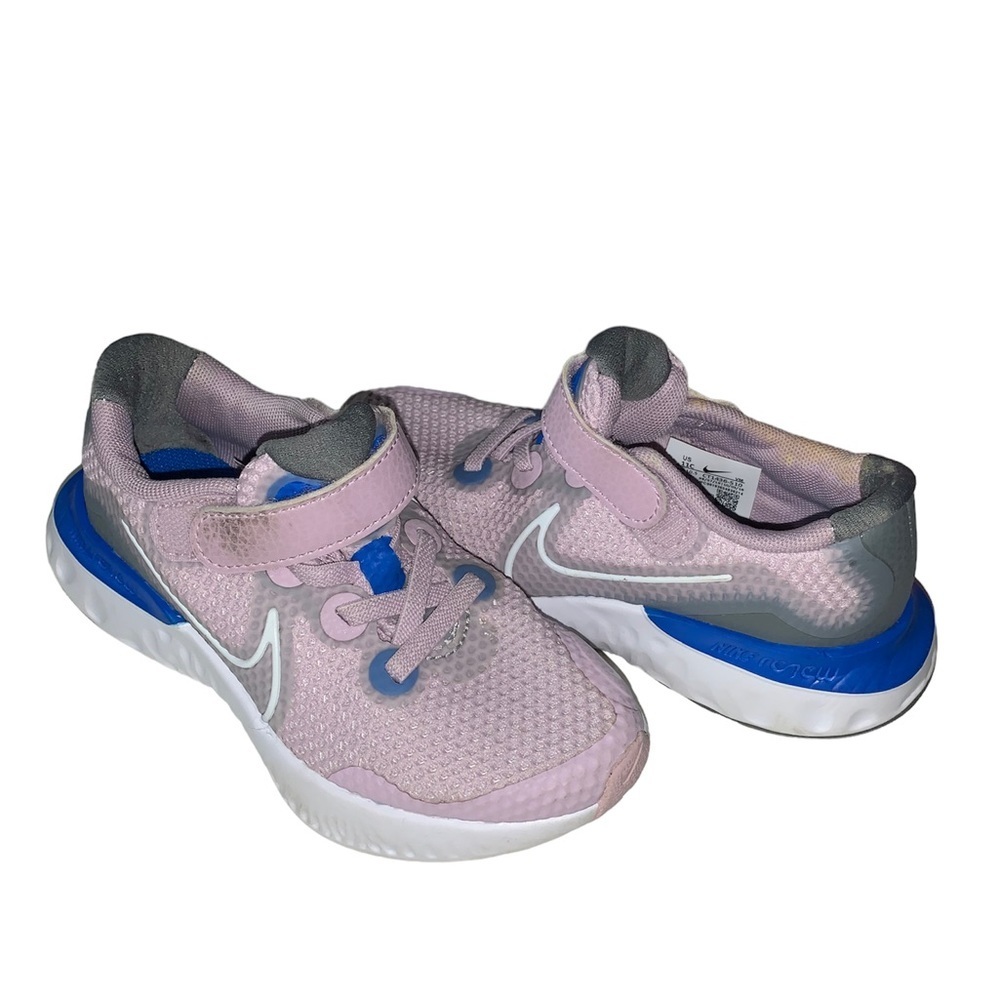 Nike Sneakers Renew Run Non~Tie Iced Lilac/White/Smoke Grey Girls size 11C​
